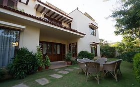 Eleve Villa